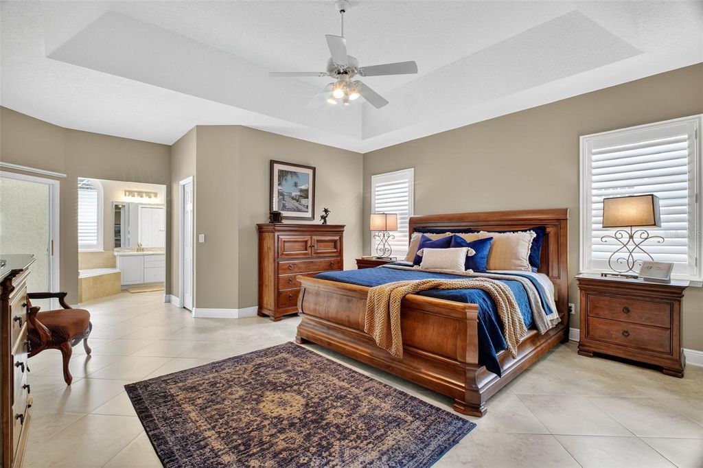 Image 18 of property listing at 19147 PARK PLACE BOULEVARD, Eustis, FL 32736