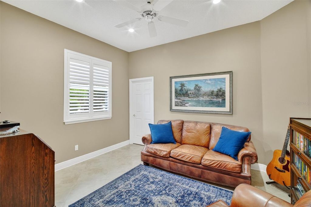 Image 21 of property listing at 19147 PARK PLACE BOULEVARD, Eustis, FL 32736