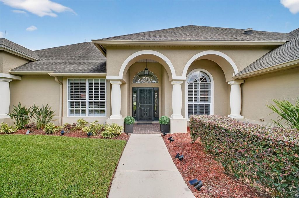 Image 50 of property listing at 19147 PARK PLACE BOULEVARD, Eustis, FL 32736