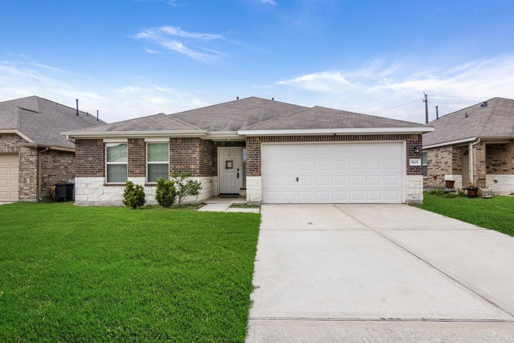 9115 Georgio Drive, Houston, TX 77044