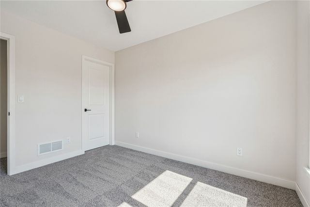 6934 Hackberry Loop, Cedar Rapids, IA 52403