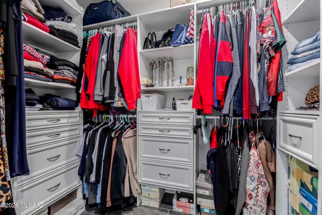 8808 E Wallen Ridge Drive, Tucson, AZ 85710