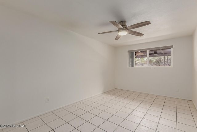 8808 E Wallen Ridge Drive, Tucson, AZ 85710