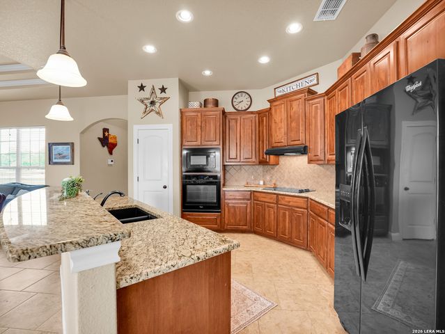16021 Ethans Crossing, Lytle, TX 78052