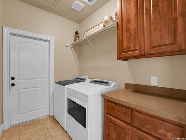 16021 Ethans Crossing, Lytle, TX 78052