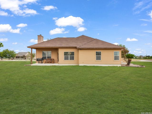 16021 Ethans Crossing, Lytle, TX 78052