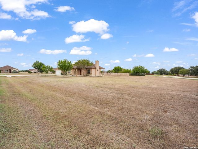 16021 Ethans Crossing, Lytle, TX 78052