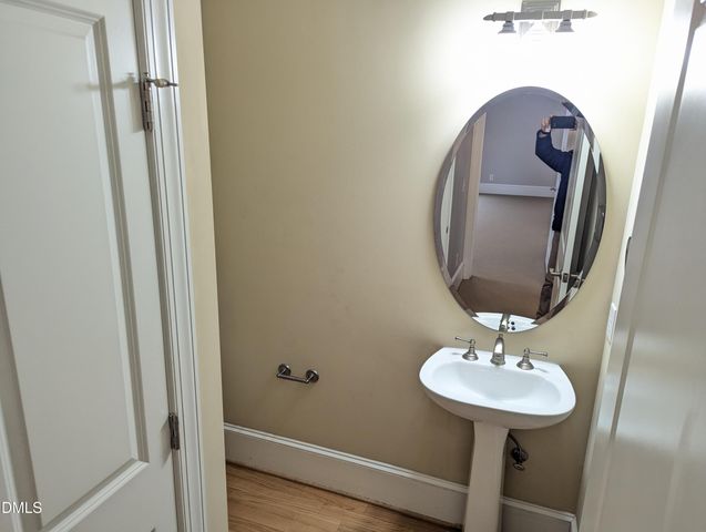 401 Finsbury Street Apt 200, Durham, NC 27703