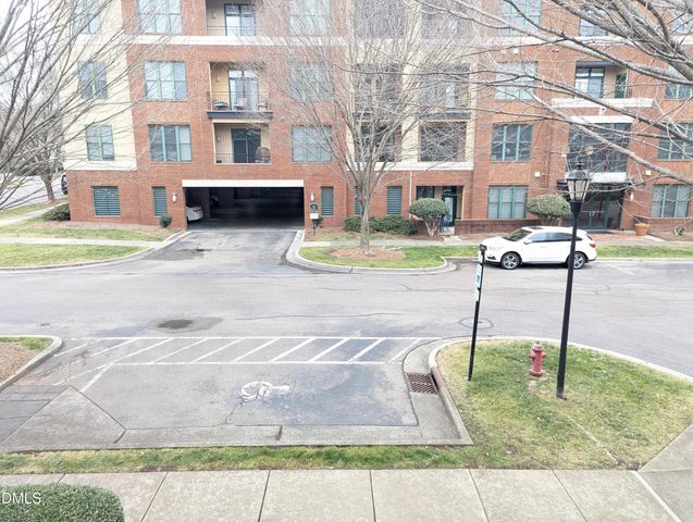 401 Finsbury Street Apt 200, Durham, NC 27703