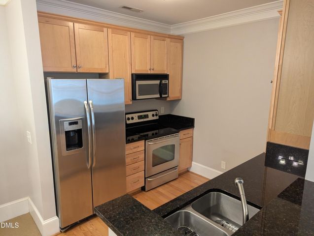 401 Finsbury Street Apt 200, Durham, NC 27703