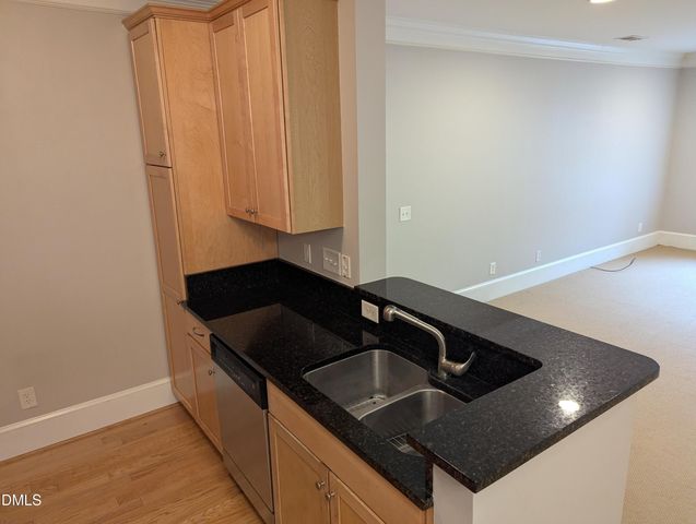 401 Finsbury Street Apt 200, Durham, NC 27703