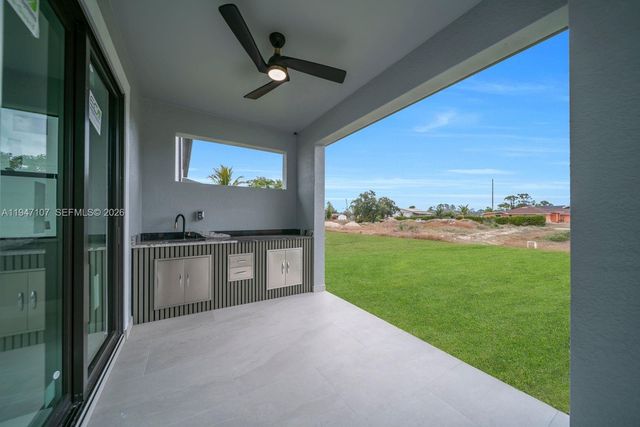 3514 2nd ST SW, Lehigh Acres, FL 33976