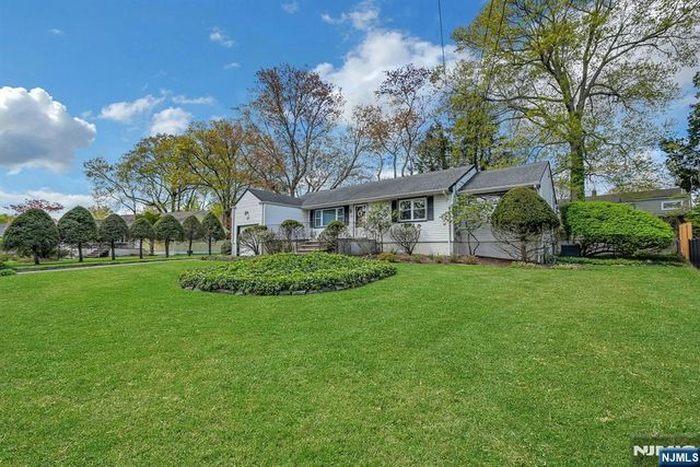 15 Clark Street, Cresskill, NJ 07626