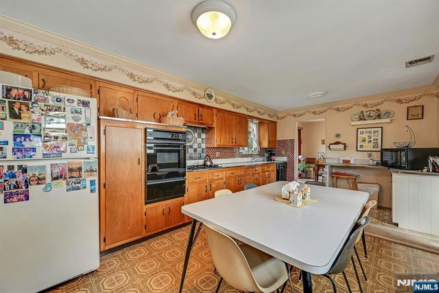 15 Clark Street, Cresskill, NJ 07626