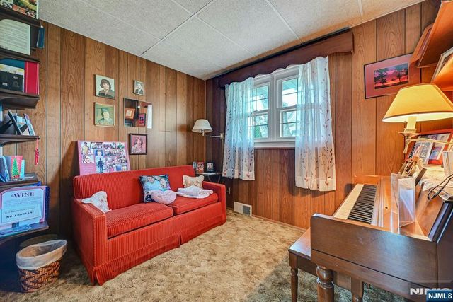 15 Clark Street, Cresskill, NJ 07626