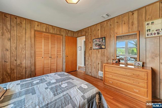 15 Clark Street, Cresskill, NJ 07626