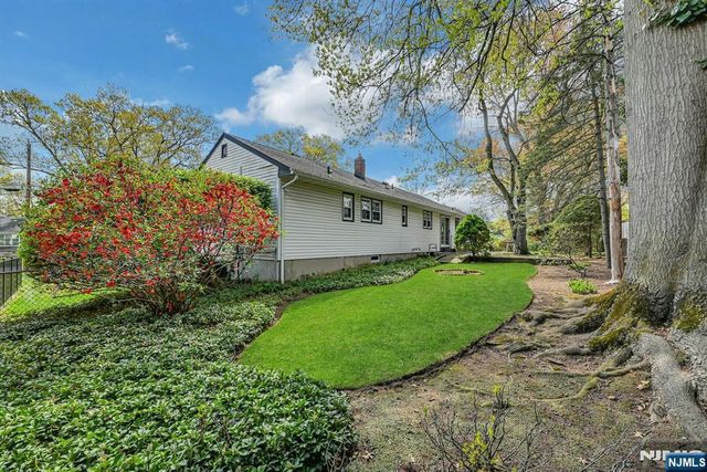 15 Clark Street, Cresskill, NJ 07626