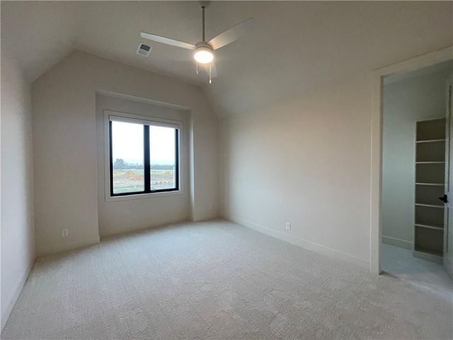 16063 S Twilight Lane, Olathe, KS 66062