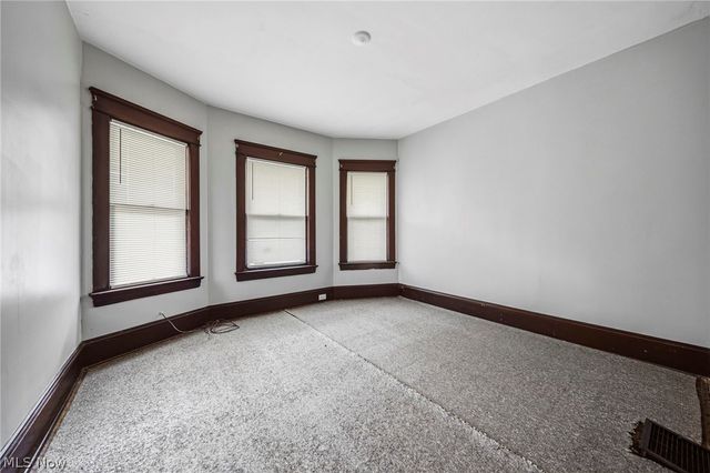 6732 Edna Avenue, Cleveland, OH 44103