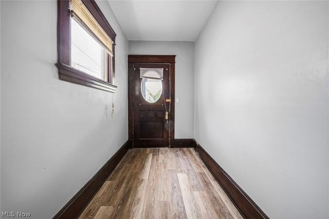 6732 Edna Avenue, Cleveland, OH 44103