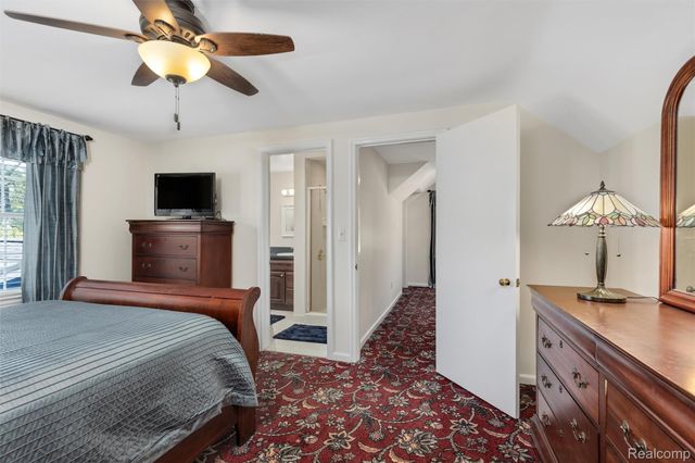 4444 Samoset Road, Royal Oak, MI 48073