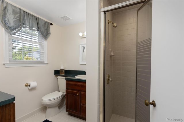 4444 Samoset Road, Royal Oak, MI 48073