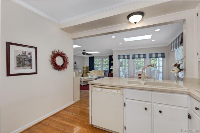 4444 Samoset Road, Royal Oak, MI 48073