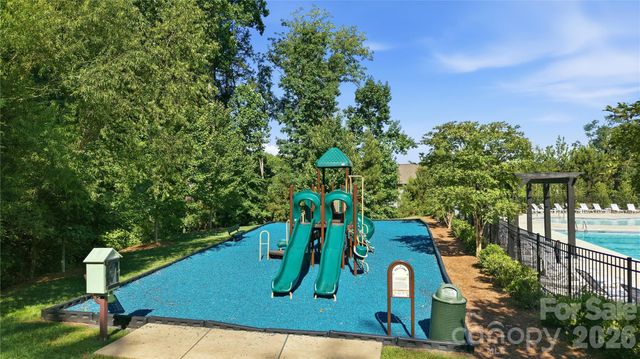 2409 Napa Terrace, Lake Wylie, SC 29710