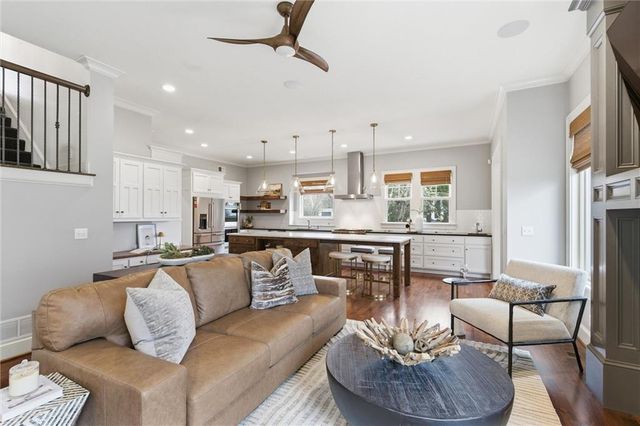 3208 W 154th Street, Overland Park, KS 66224