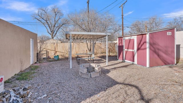 405 Carlisle Boulevard NE, Albuquerque, NM 87106