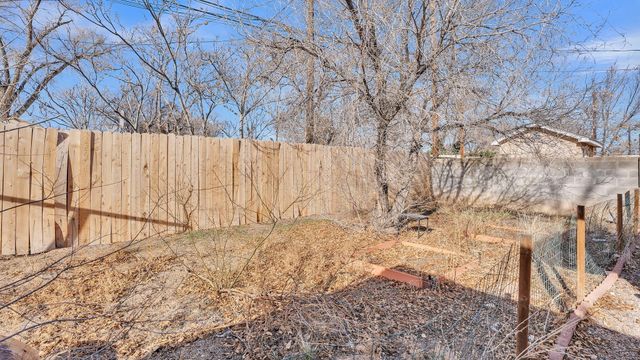 405 Carlisle Boulevard NE, Albuquerque, NM 87106