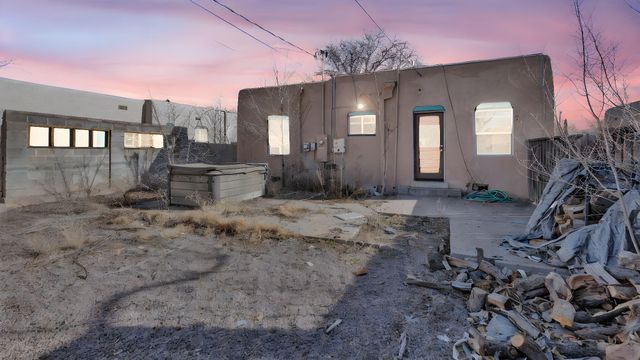 405 Carlisle Boulevard NE, Albuquerque, NM 87106