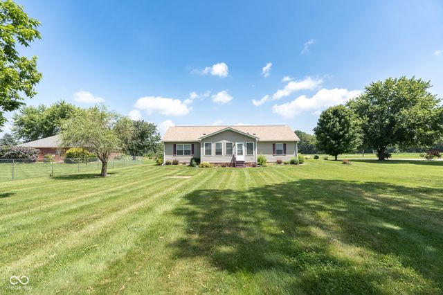 2691 E Annily Court, Martinsville, IN 46151