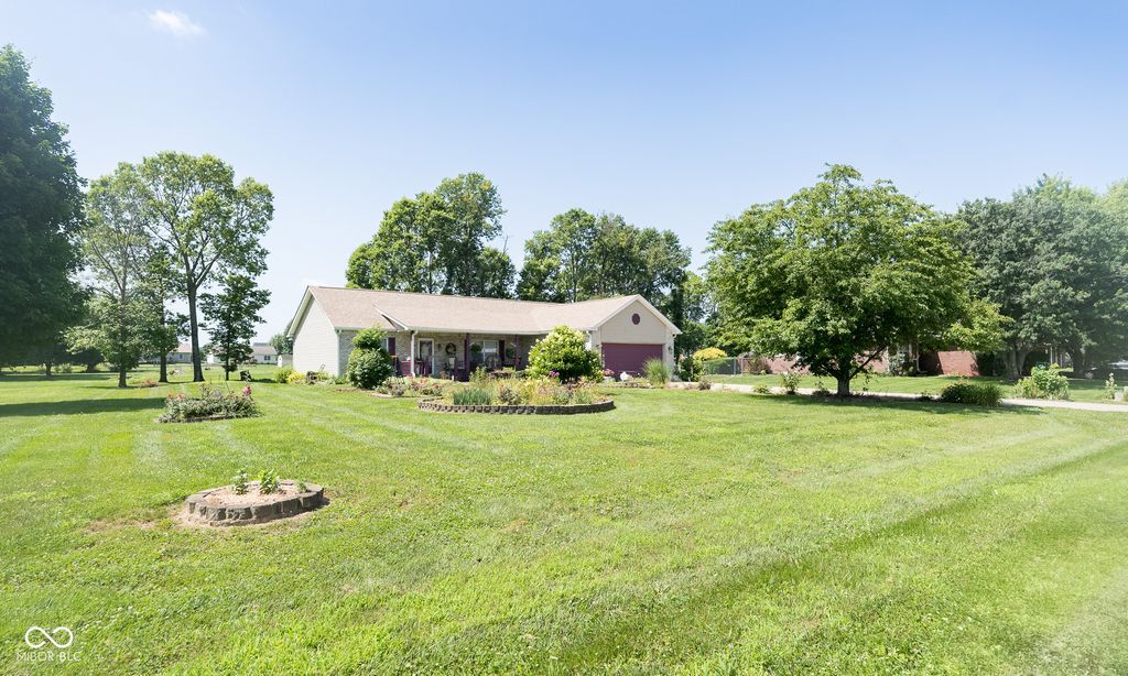 2691 E Annily Court, Martinsville, IN 46151