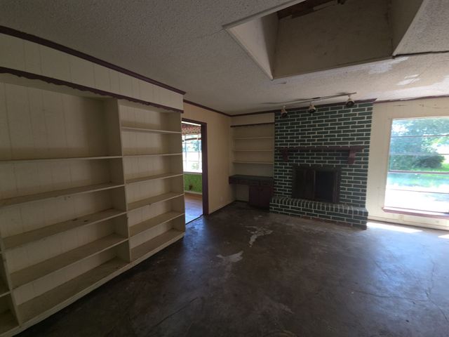 7938 Fm 987, Terrell, TX 75160