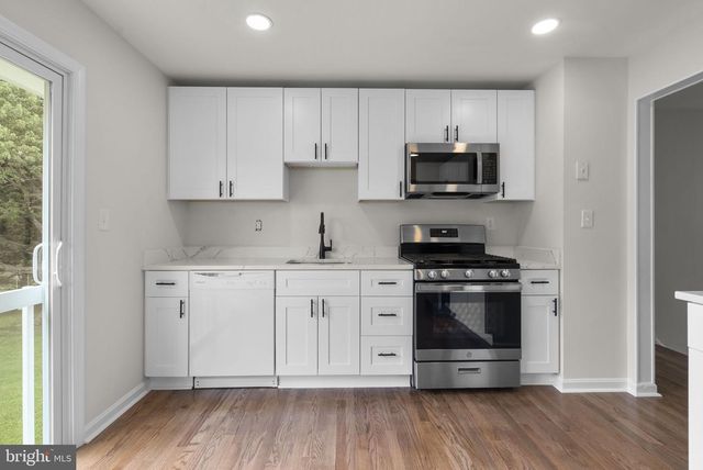 6414 BONNIE BRAE RD, Sykesville, MD 21784