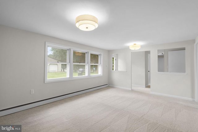 6414 BONNIE BRAE RD, Sykesville, MD 21784
