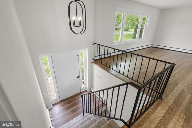 6414 BONNIE BRAE RD, Sykesville, MD 21784