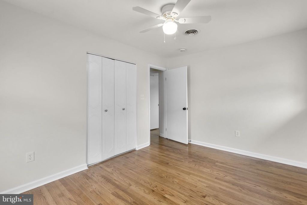 Image 27 of property listing at 6414 BONNIE BRAE RD, Sykesville, MD 21784