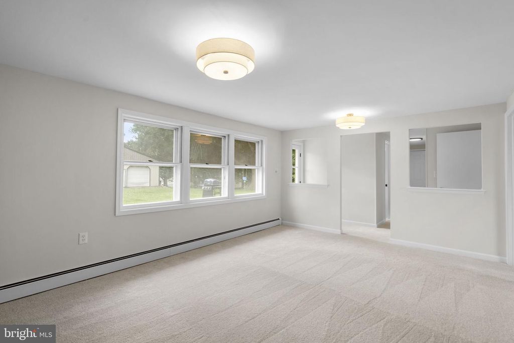 Image 36 of property listing at 6414 BONNIE BRAE RD, Sykesville, MD 21784