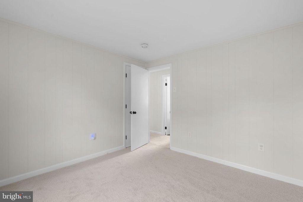 Image 38 of property listing at 6414 BONNIE BRAE RD, Sykesville, MD 21784