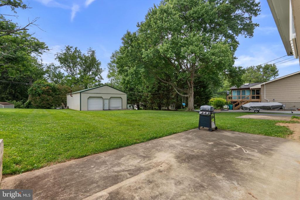 Image 44 of property listing at 6414 BONNIE BRAE RD, Sykesville, MD 21784