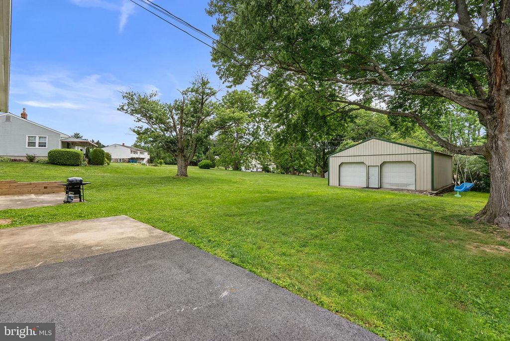 Image 45 of property listing at 6414 BONNIE BRAE RD, Sykesville, MD 21784