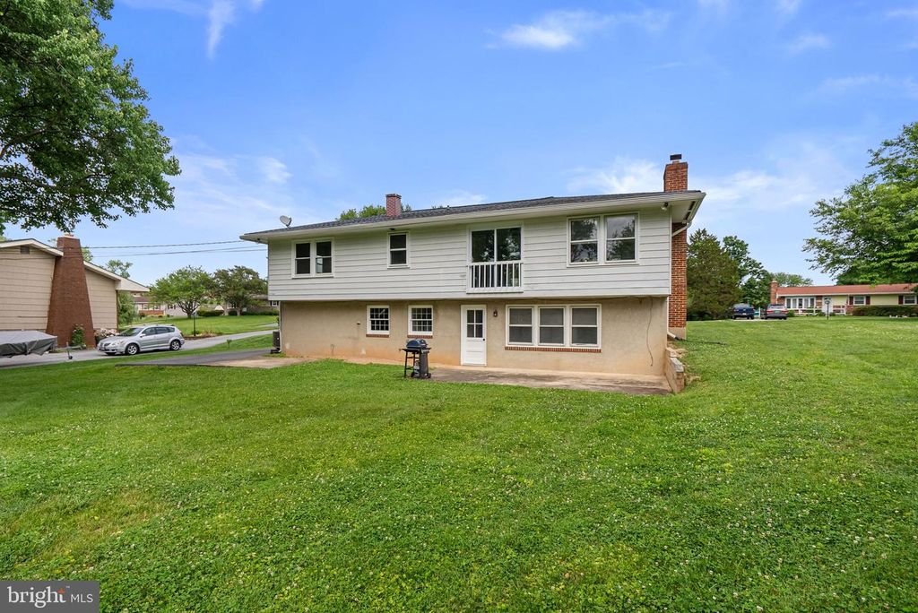 Image 47 of property listing at 6414 BONNIE BRAE RD, Sykesville, MD 21784