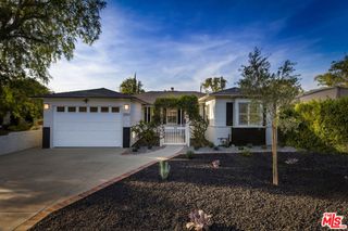 12153 MAXWELLTON Road, Studio City, CA 91604