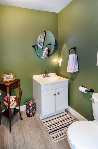 406 Holly Hill Drive, Evansville, IN 47710
