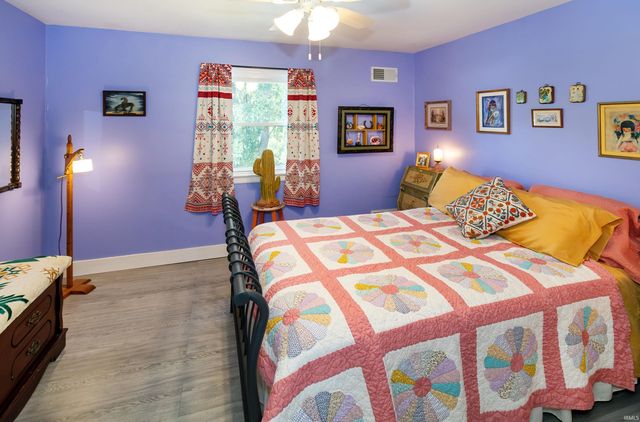 406 Holly Hill Drive, Evansville, IN 47710