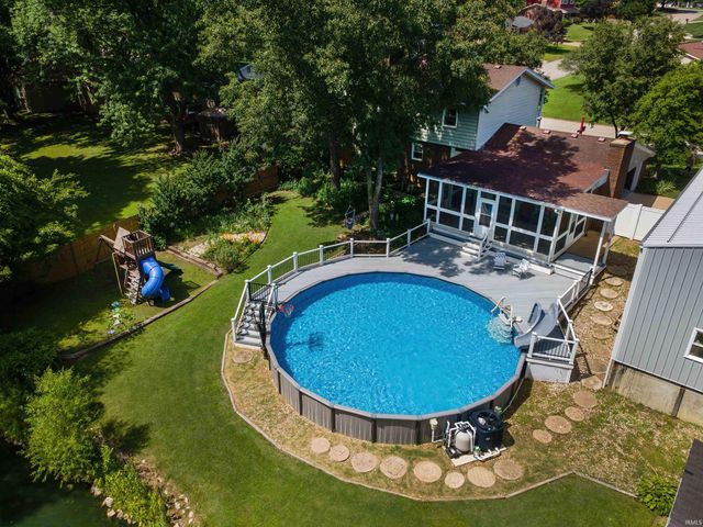 406 Holly Hill Drive, Evansville, IN 47710