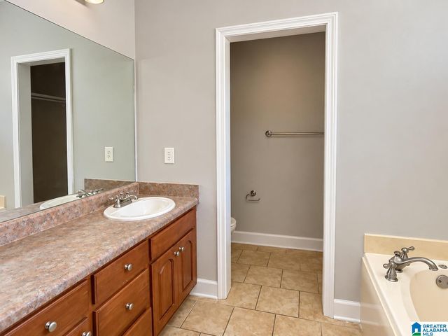 5421 MOORES CIRCLE, Northport, AL 35473