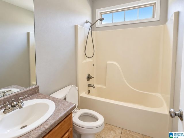 5421 MOORES CIRCLE, Northport, AL 35473